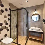 Avilia
