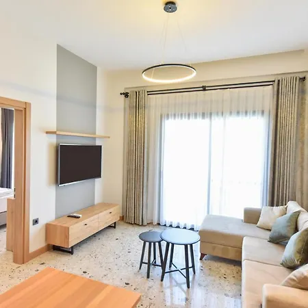 Avilia ホテル フェティエ