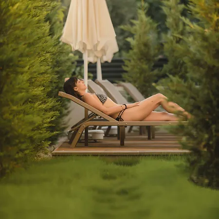 Avilia Otel